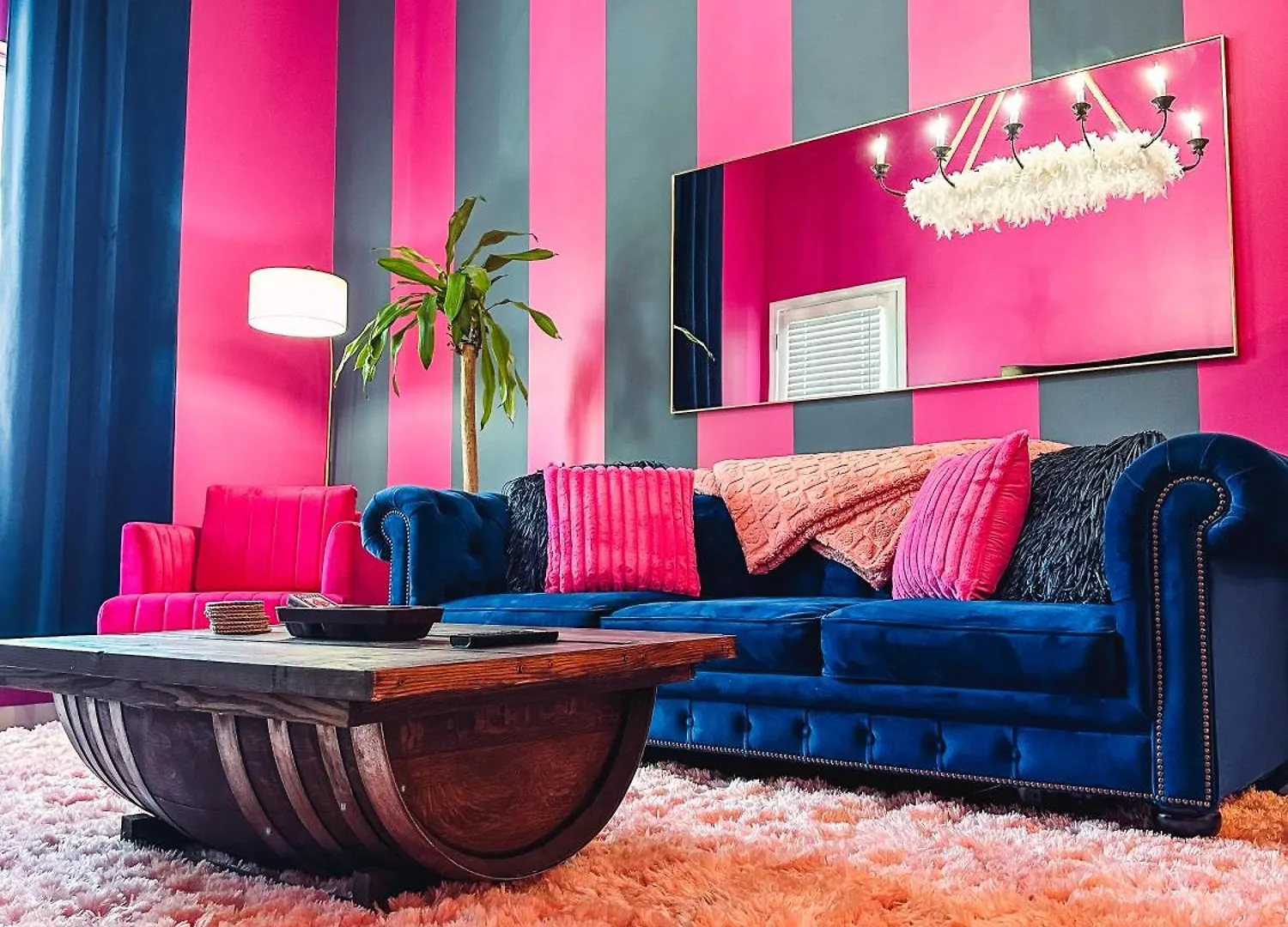 Dom wakacyjny Willa Dolly'S Yacht Club - Cozy Retreat Near Broadway Nashville Stany Zjednoczone Ameryki